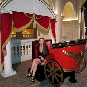 Meet your Posher, Paula